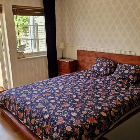 Bla Rummet - Rum Naera Bad Och Centrum - Saengklaeder & Handdukar Ingar Färjestaden Dış mekan fotoğraf